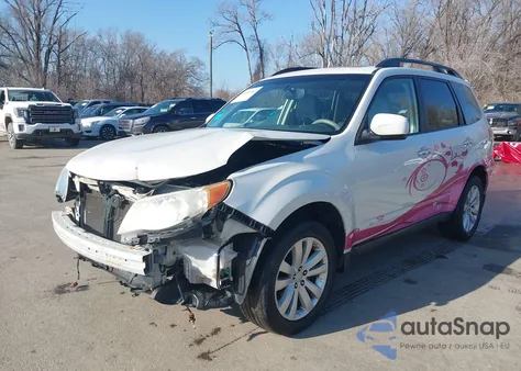 2012 Subaru Forester 2.5X Limited из США, поврежденный, VIN JF2SHBEC2CH433052